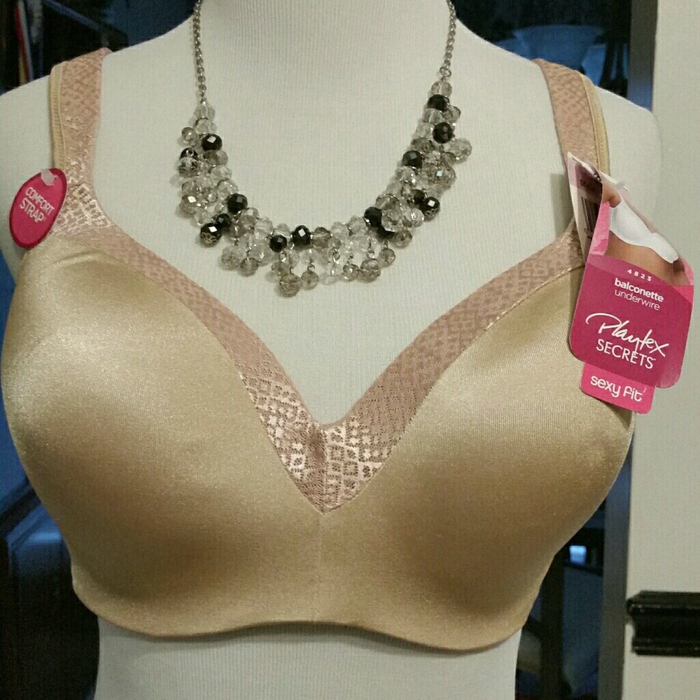 NWTS Playtex Secrets Bra